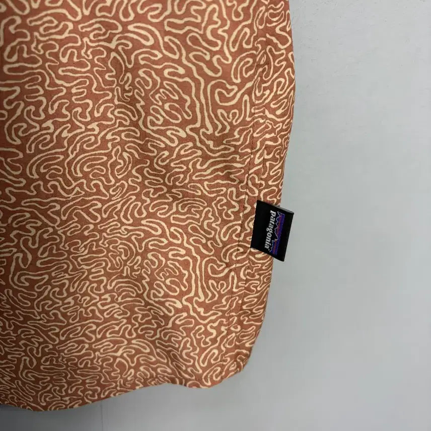[BUNJANG] Patagonia Hike Half Shirt (Size L) / 파타고니아 하이크 하프셔츠 A3623