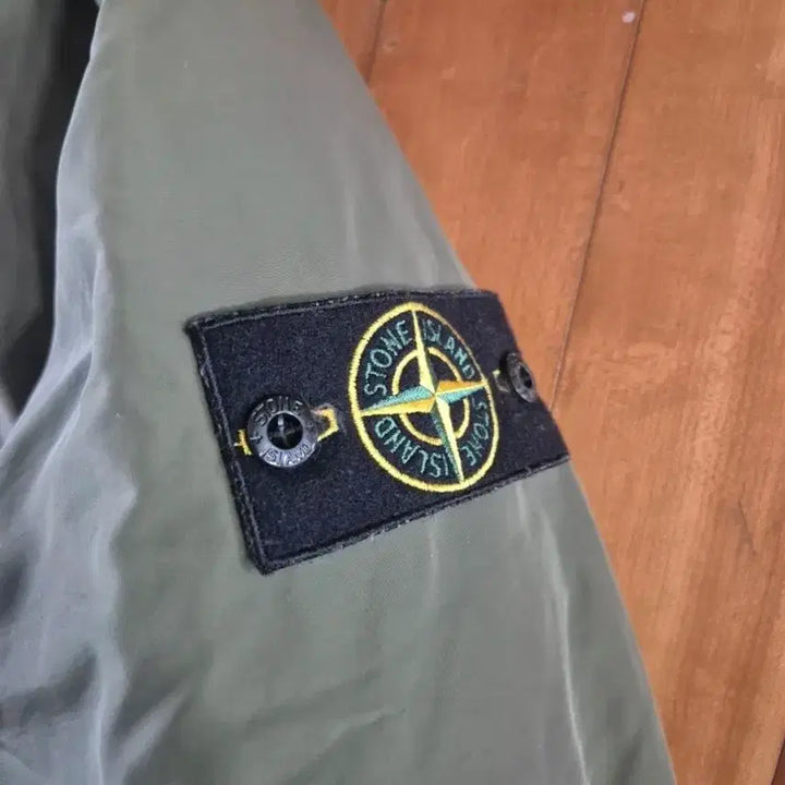 [BUNJANG] Stone Island Micro Reps PrimaLoft Padded Jacket / 스톤아일랜드 마이크로랩스 프리마로프트 패딩