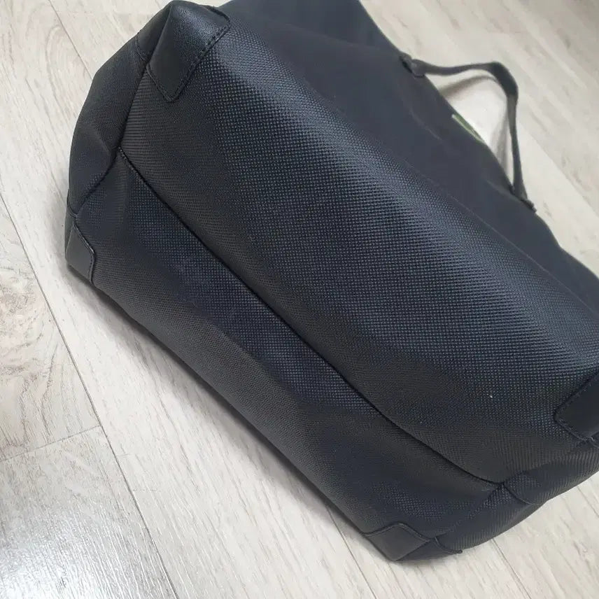[BUNJANG] Lacoste Handbag / 라코스테 정품 가방 손가방 좋아요