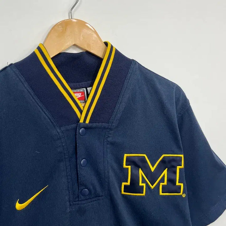 [BUNJANG] Nike Old School Michigan V-Neck Jersey / [95] 00s 나이키 올드스쿨 미시간 웜업 브이넥 반팔 져지