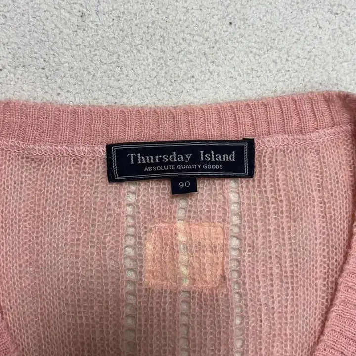 [BUNJANG] THURSDAY ISLAND Round Neck Knit Sweater / THURSDAY ISLAND 라운드넥 니트 90