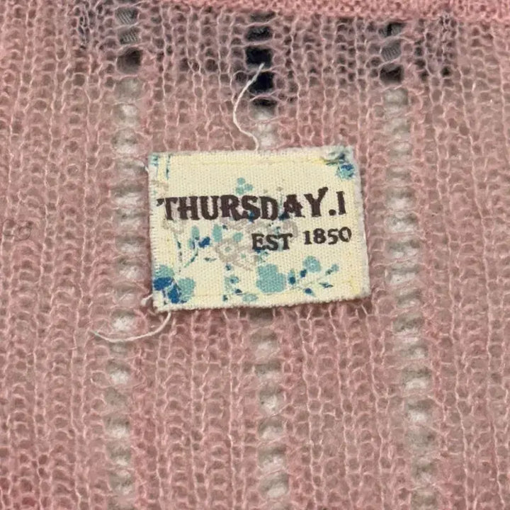 [BUNJANG] THURSDAY ISLAND Round Neck Knit Sweater / THURSDAY ISLAND 라운드넥 니트 90