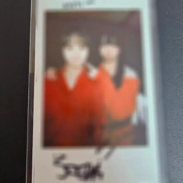 [BUNJANG] tripleS Valentine Sohyun Seoah Unit Signed Polaroid / 260208 트리플에스 발렌타인 소현 서아 유닛 싸폴