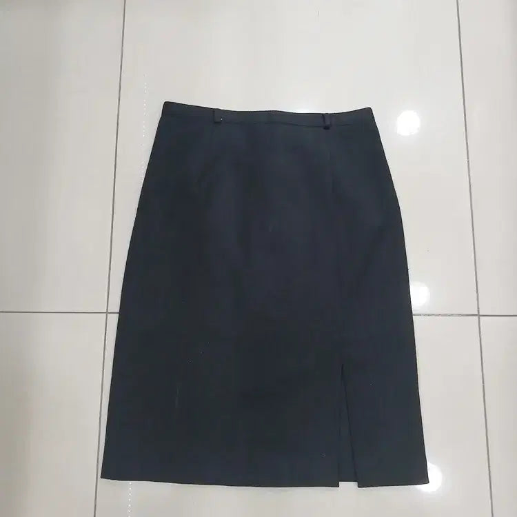 [BUNJANG] Black Long Skirt - Size 29 / 29사이즈 검정 롱치마 레이온70폴리에스텔30 중고 허리단면36총길이60