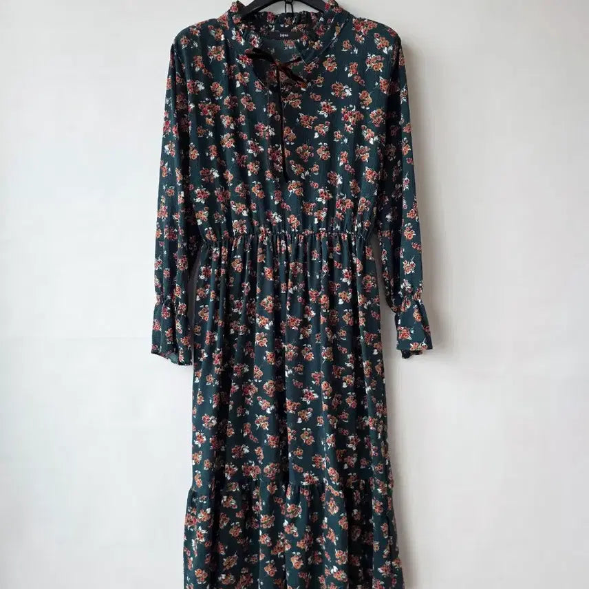 [SOLD OUT] 55-66)다툼 꽃무늬 밴딩원피스