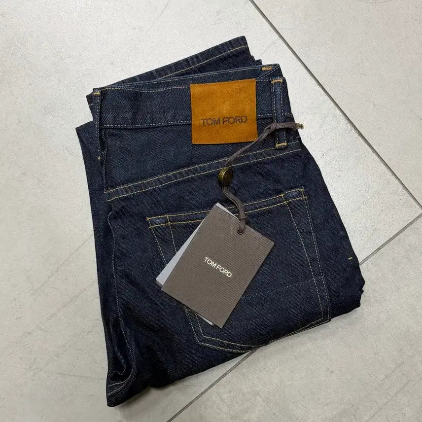 [SOLD OUT] (30)톰포드 슬림핏 데님 생지 새상품