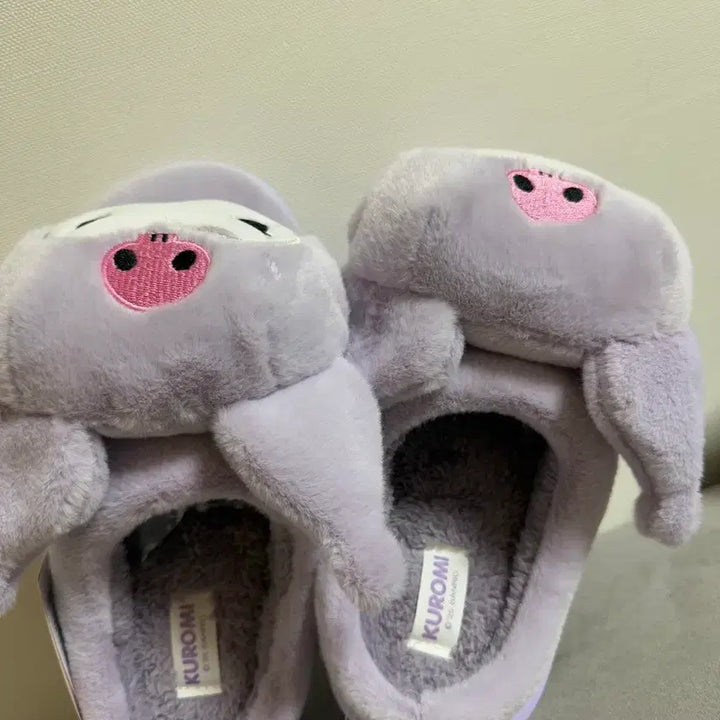 [BUNJANG] Sanrio Kuromi &amp; Cinnamoroll Slippers / 산리오 쿠로미 , 시나모롤 신발