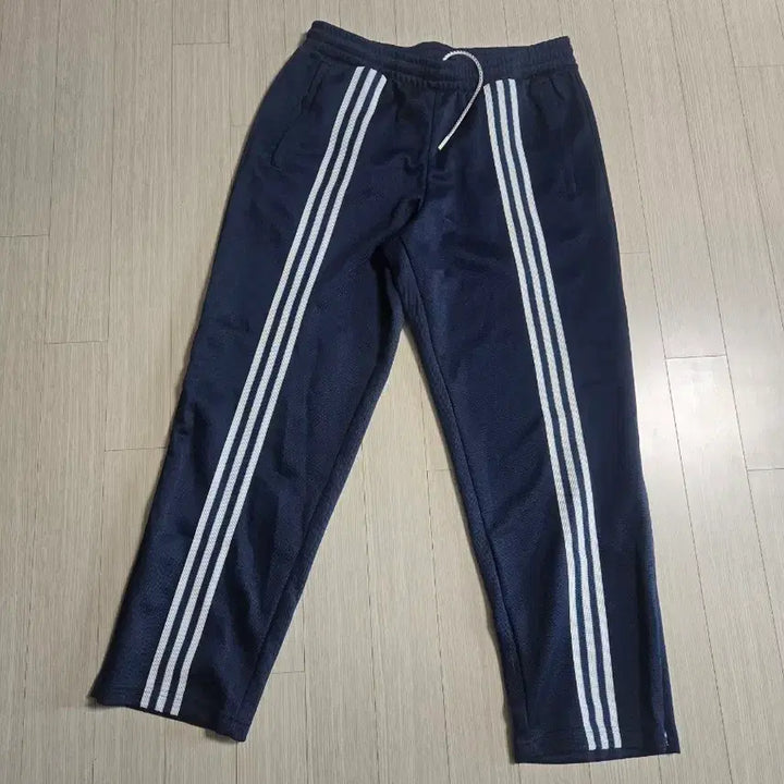 [SOLD OUT] 아디다스 네이비 삼선 트레이닝 바지