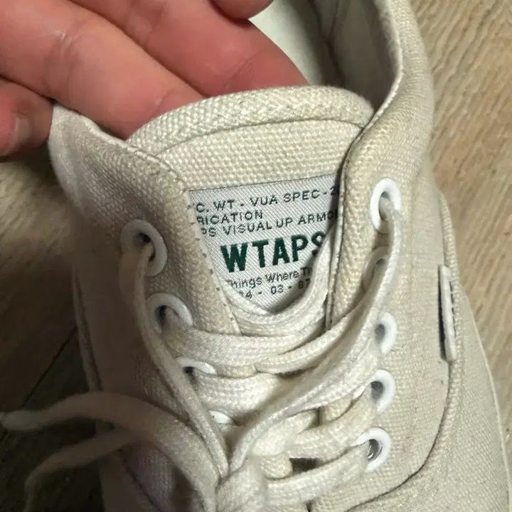 [BUNJANG] Vans WTAPS Era Green Sneakers / [260] 반스 더블탭스 에라 그린