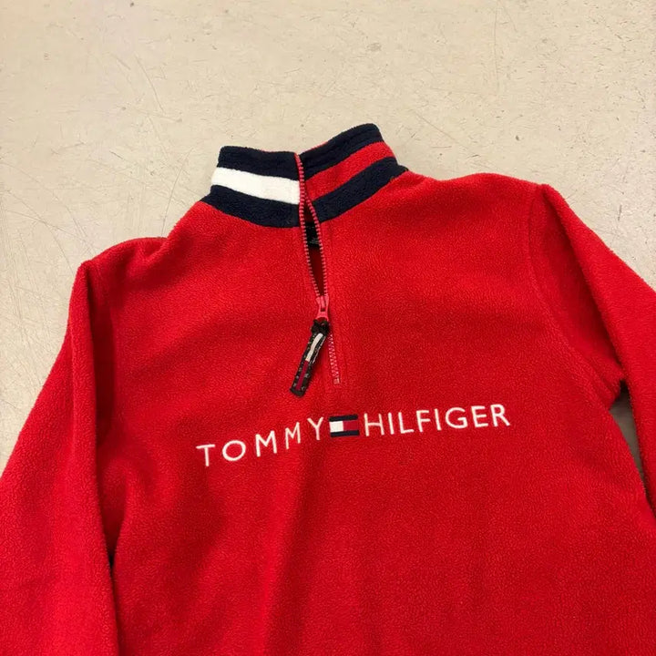 [BUNJANG] Tommy Hilfiger Red Fleece Half-Zip Sweatshirt / 타미힐피거 레드 플리스 하프집업 맨투맨