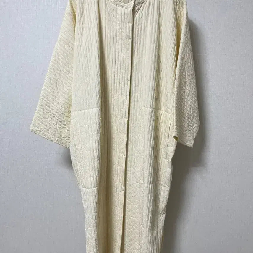[BUNJANG] Pleats Please Ivory Long Outerwear / (새상품)플리츠미 아이보리  롱  간절기 아우터