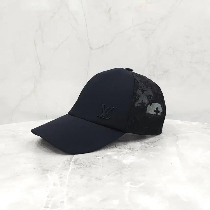 [BUNJANG] Louis Vuitton Monogram Mesh Baseball Cap Black XL / 루이비통 LV 모노그램 메쉬 베이스볼 캡 블랙 XL M77116