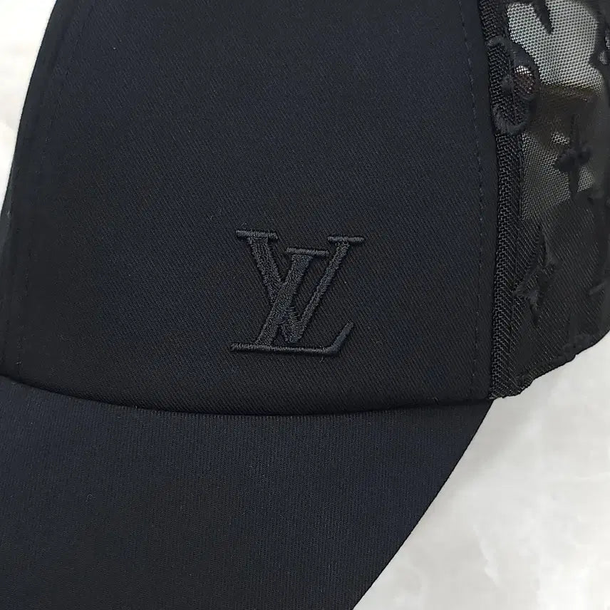 [BUNJANG] Louis Vuitton Monogram Mesh Baseball Cap Black XL / 루이비통 LV 모노그램 메쉬 베이스볼 캡 블랙 XL M77116