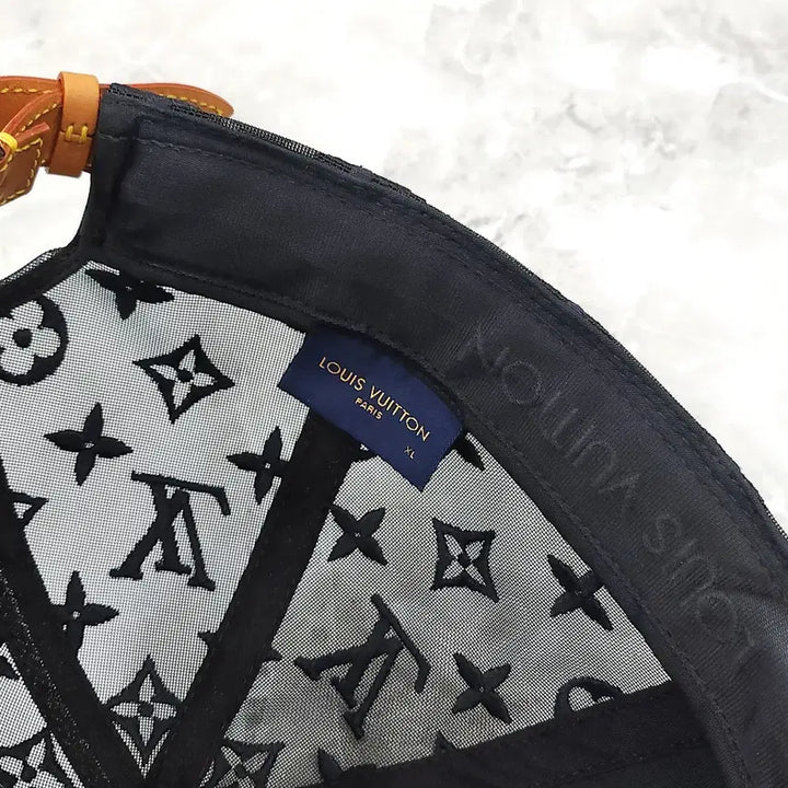 [BUNJANG] Louis Vuitton Monogram Mesh Baseball Cap Black XL / 루이비통 LV 모노그램 메쉬 베이스볼 캡 블랙 XL M77116