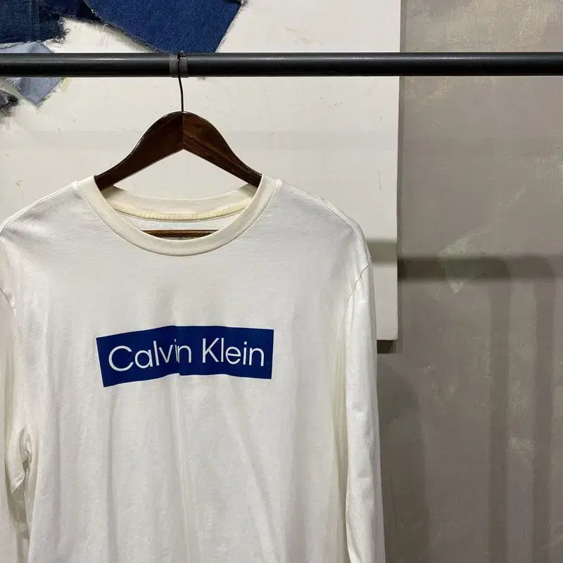 [BUNJANG] Calvin Klein CK Box Logo Long Sleeve T-shirt / (110) 캘빈클라인 CK 캐주얼 박스로고 프린팅 롱슬리브 긴팔 티