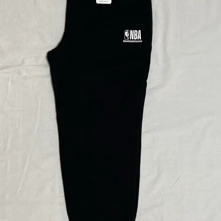 [BUNJANG] NBA Fleece Lined Straight Training Pants Black / [새상품] L) NBA 엔비에이 융기모 스트레이트 츄리닝 바지 블랙