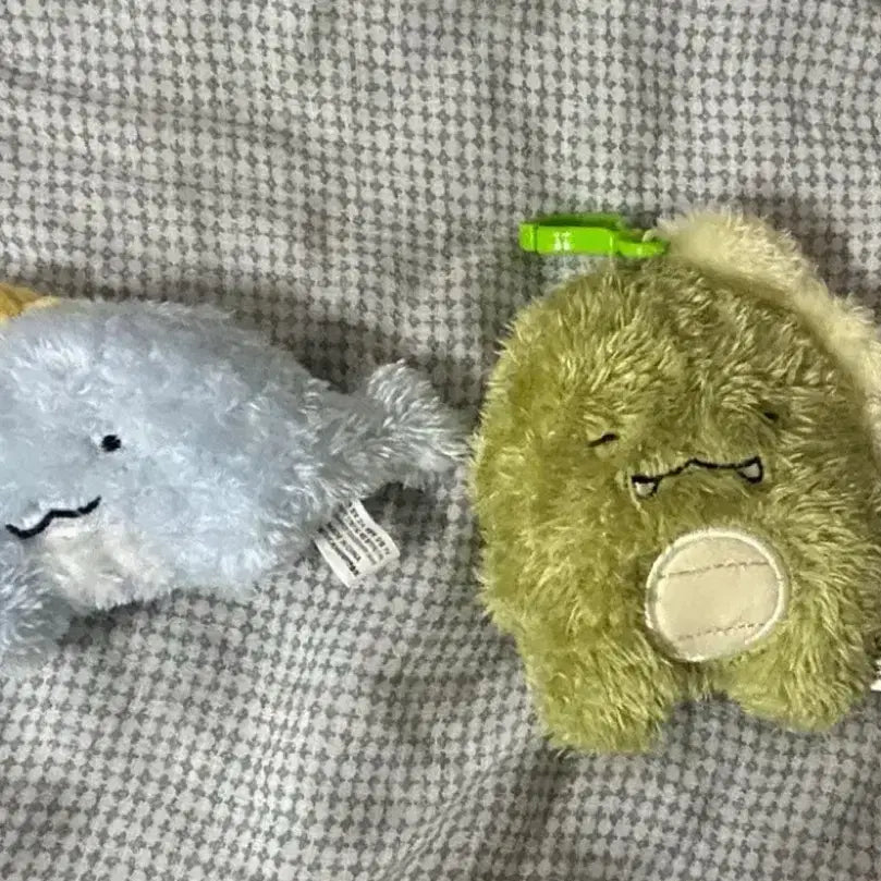 [SOLD OUT] 픽셀리 잠뜰,공룡 인형키링&amp;띠부실 포토카드 일괄로 팔아요
