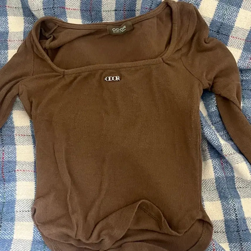 [BUNJANG] ODOR Brown Long Sleeve T-Shirt / ODOR 브라운 긴팔 티셔츠