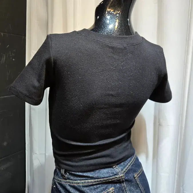 [BUNJANG] Black Crop Top / 쇼트 블랙 반팔