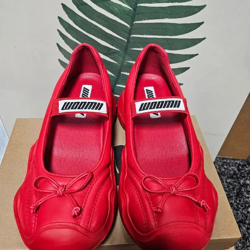 [BUNJANG] WOOMII Audrey Mary Jane Flat Shoes / WOOMII 우미 메리제인 플랫슈즈 레드 오드리 250