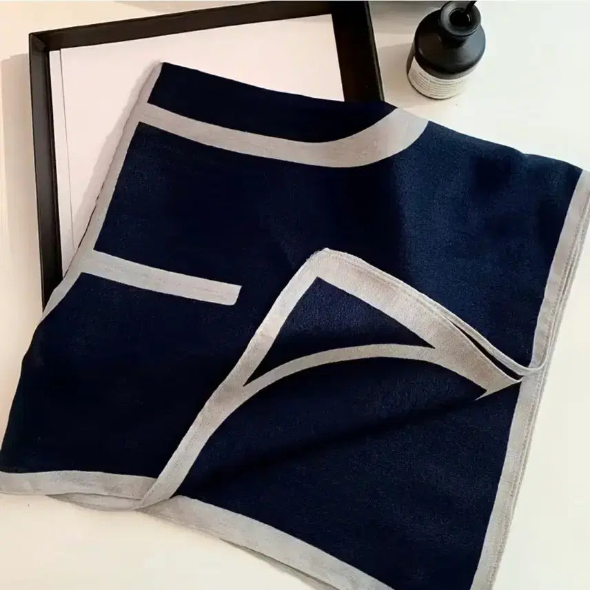 [SOLD OUT] 네이비 패턴스카프(새상품)