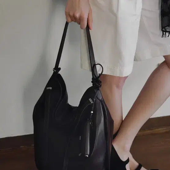 [BUNJANG] LOEUVRE Floating Hobo Large Shoulder Bag / 루에브르 플로땅 호보 라지 (루에브르 가방)