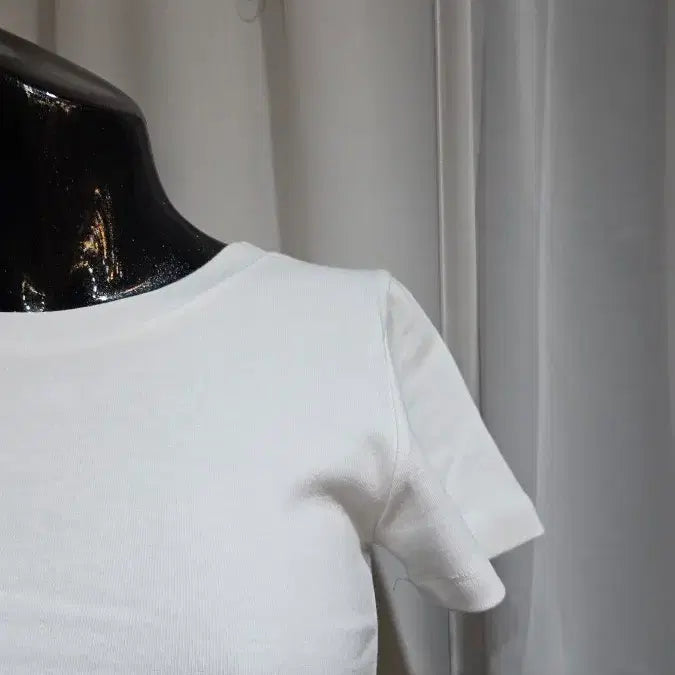 [BUNJANG] White Crop Short Sleeve T-shirt / 쇼트 화이트 반팔