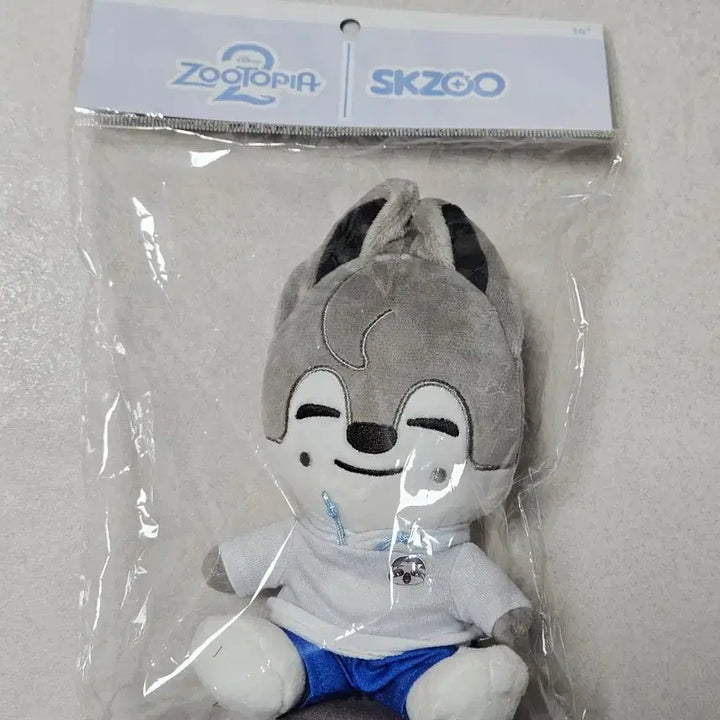 [SOLD OUT] 스트레이키즈 스키주 주토피아 숄더 플러쉬 미개봉 울프찬