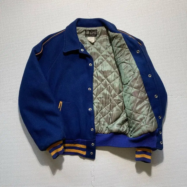 [BUNJANG] EMPIRE US Marine Corps Iwakuni Air Base Patch Varsity Jacket / 60s 바시티자켓 미해병대 이와쿠니 항공기지패치