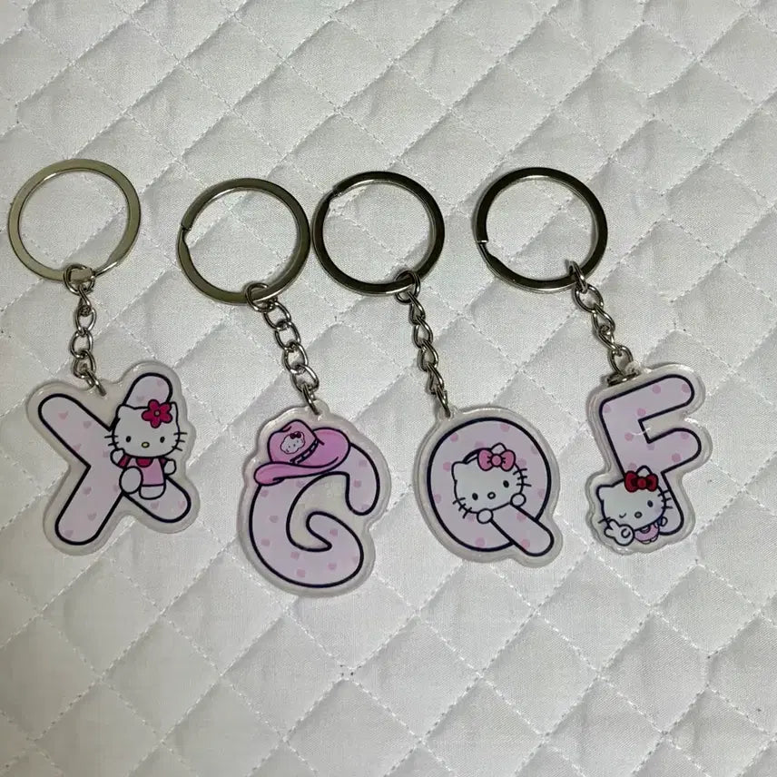 [BUNJANG] Hello Kitty Initial Charm Keychain (X, G, Q, F) / 헬로키티 이니셜 키링 (X/G/Q/F)