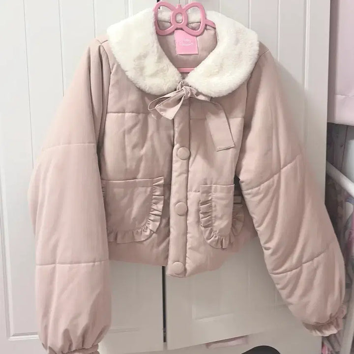 [BUNJANG] Honey Cinnamon Pink Cropped Fur Padded Jacket / 허니시나몬 자켓 리본 양산형 지뢰계 양지뢰 퍼 패딩