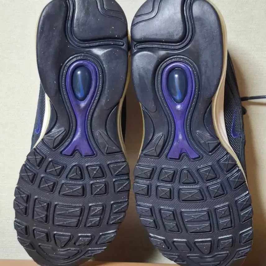 [BUNJANG] Nike Air Max 97 Sneakers (Size 230-235) / 나이키 약230-235 에어맥스97
