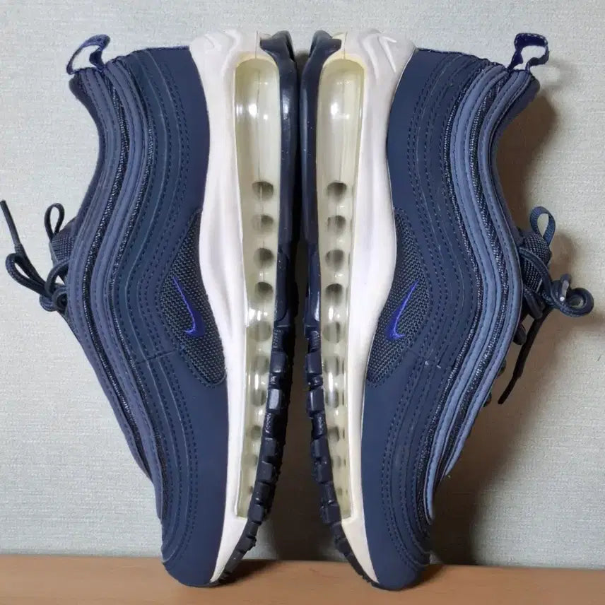 [BUNJANG] Nike Air Max 97 Sneakers (Size 230-235) / 나이키 약230-235 에어맥스97