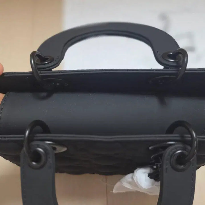 [BUNJANG] Black Quilted Shoulder Bag / 블랙가방