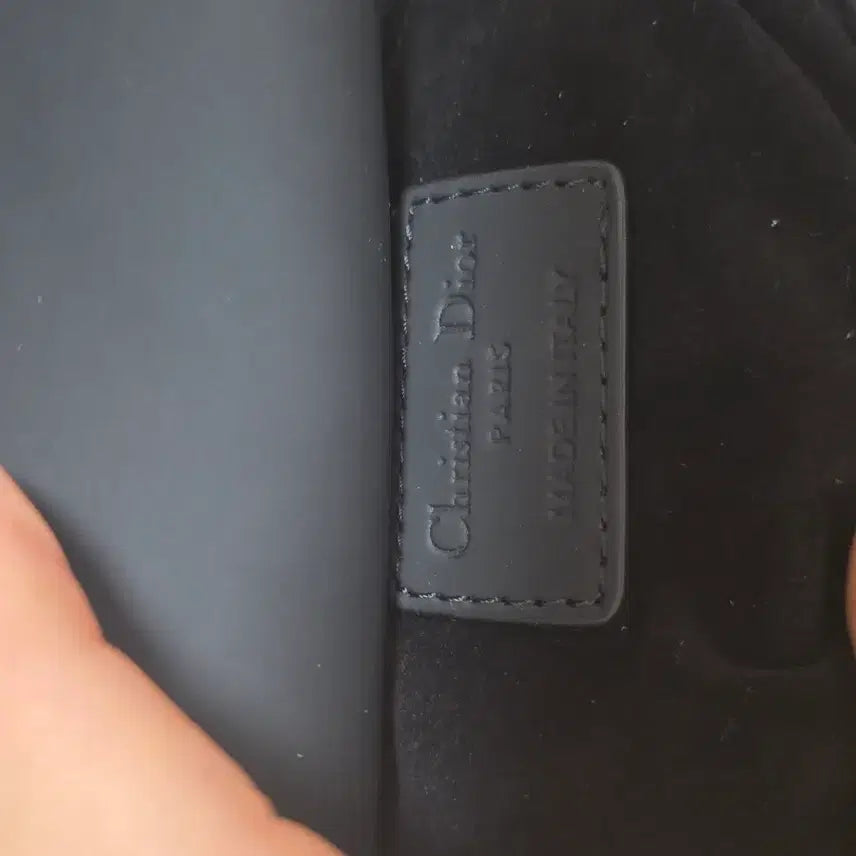 [BUNJANG] Black Quilted Shoulder Bag / 블랙가방