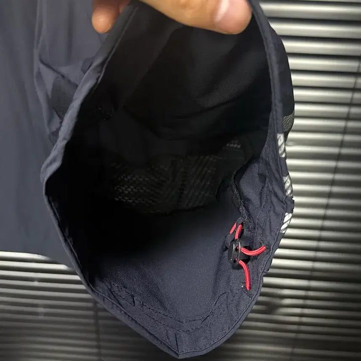 [BUNJANG] Adidas Climacool Woven Track Pants Shorts / 아디다스 6부 반바지 쇼츠 클라이마라이트 우븐 트랙 팬츠 런닝 올드스쿨