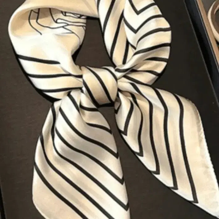[BUNJANG] Ivory Scarf / 아이보리 스카프(새상품)