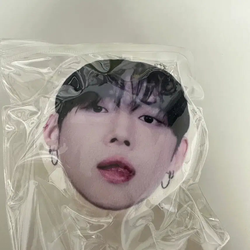[BUNJANG] TXT Yeonjun Cushion Keyring / (비공굿즈) 투바투 연준 쿠션키링 양도합니다