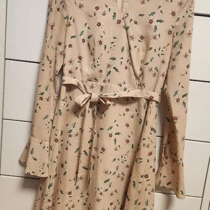 [BUNJANG] MIXXO Floral Pattern Dress / 미쏘 꽃무늬 원피스