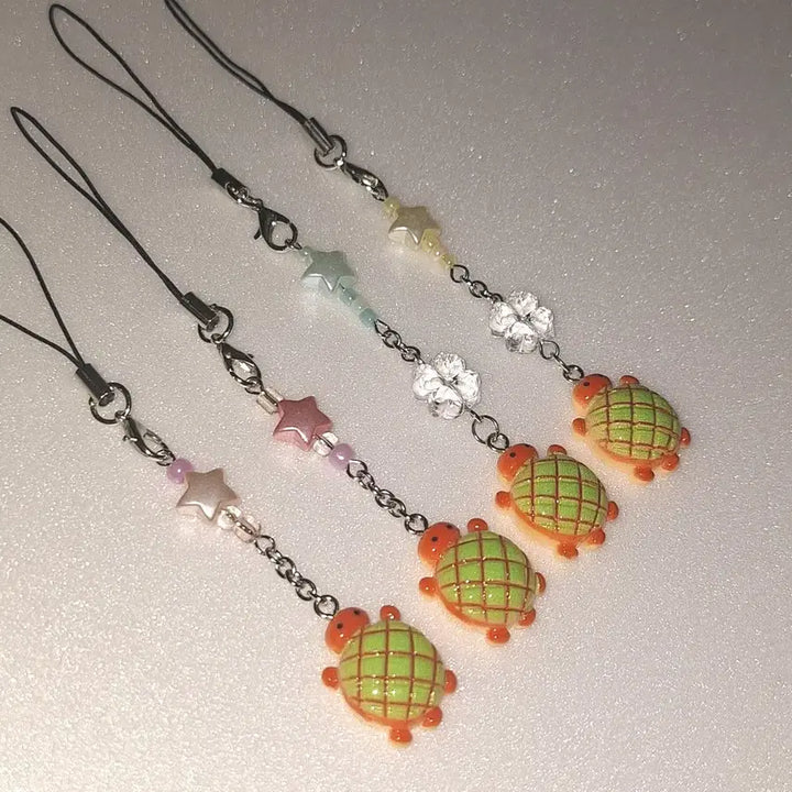 [BUNJANG] Melon Bread Turtle Keychain / 따뜻한 메론빵 거북이 키링 / 비즈키링