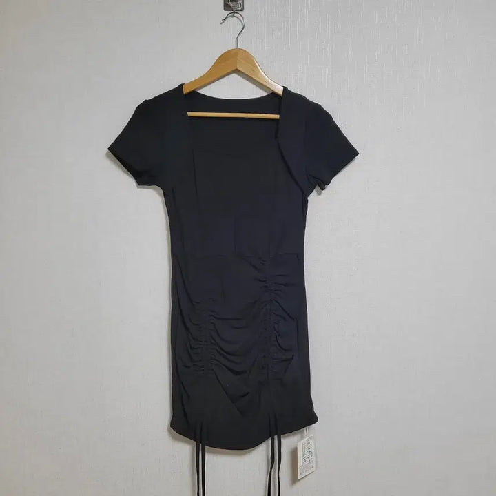 [SOLD OUT] 14.블랙 셔링 미니 원피스 미착용