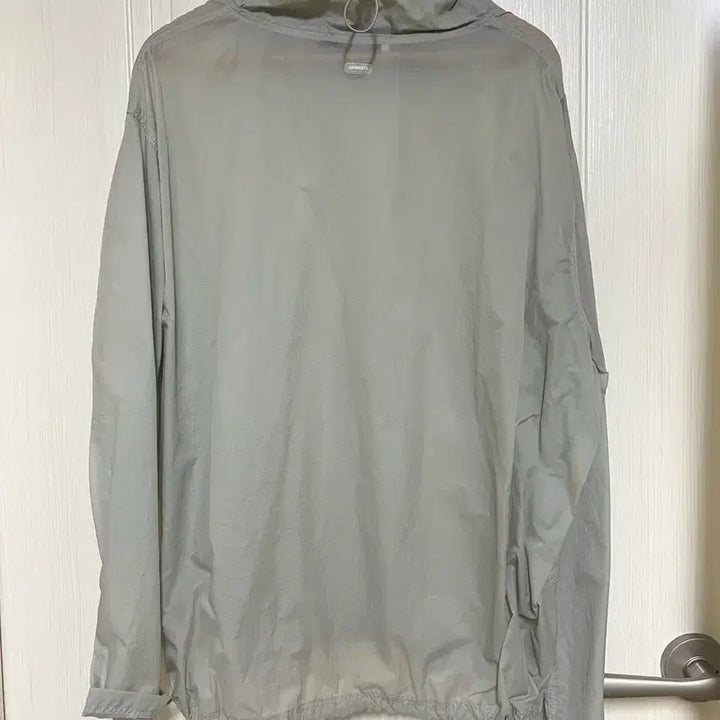 [BUNJANG] AMOMENTO Sheer Anorak / 아모멘토 시어 아노락