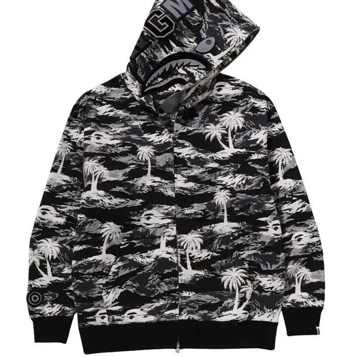 [BUNJANG] BAPE Shark Hoodie Camo Pattern Oversized Fit / (새상품)베이프 샤크 후드집업 Parm tree camo 오버핏