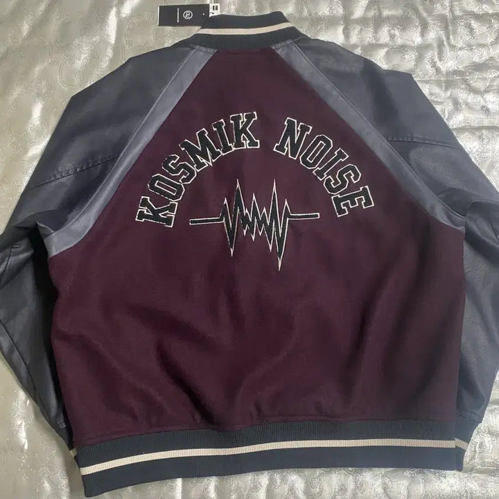 [BUNJANG] GU x Undercover 23FW Kosmik Noise Stadium Jacket (XL) - Wine / (XL)GUx언더커버 23FW 코스믹노이즈 스타디움 자켓 와인