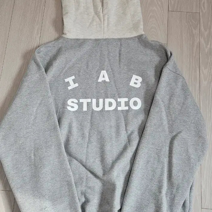 [BUNJANG] IAB Studio Dual Gray Hoodie L / 아이앱 스튜디오 듀얼 그레이 후드티 L