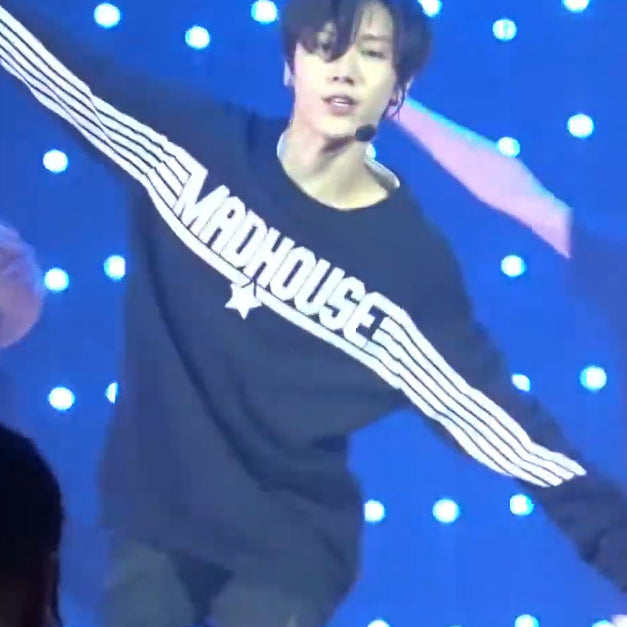 [BUNJANG] A.J.L Madhouse Ten Sweatshirt / a.j.l madhouse 썸홀 빈티지 스웨트셔츠 nct 텐 착용