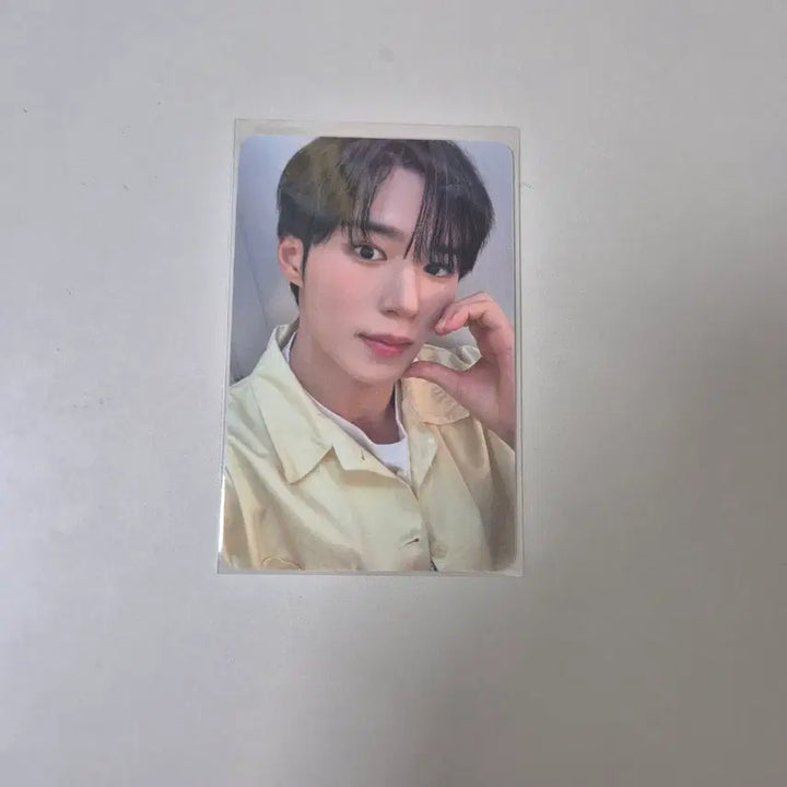 [BUNJANG] ATBO Junseo Photocard / 알디원 준서 포카
