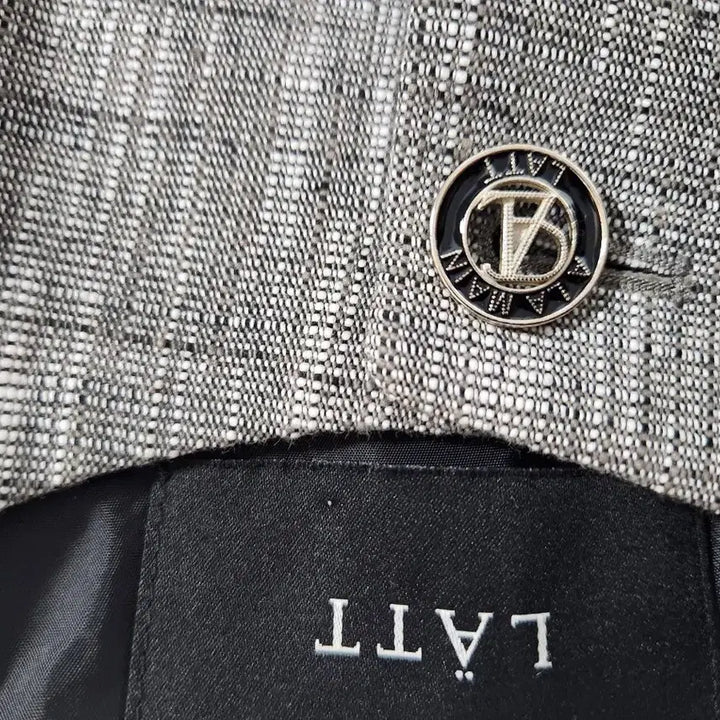 [BUNJANG] LATT 2023 Italian Fabric Crop Jacket (Size 66) / LATT한섬2023이태리원단 크롭자켓66넉넉핏5월~7월
