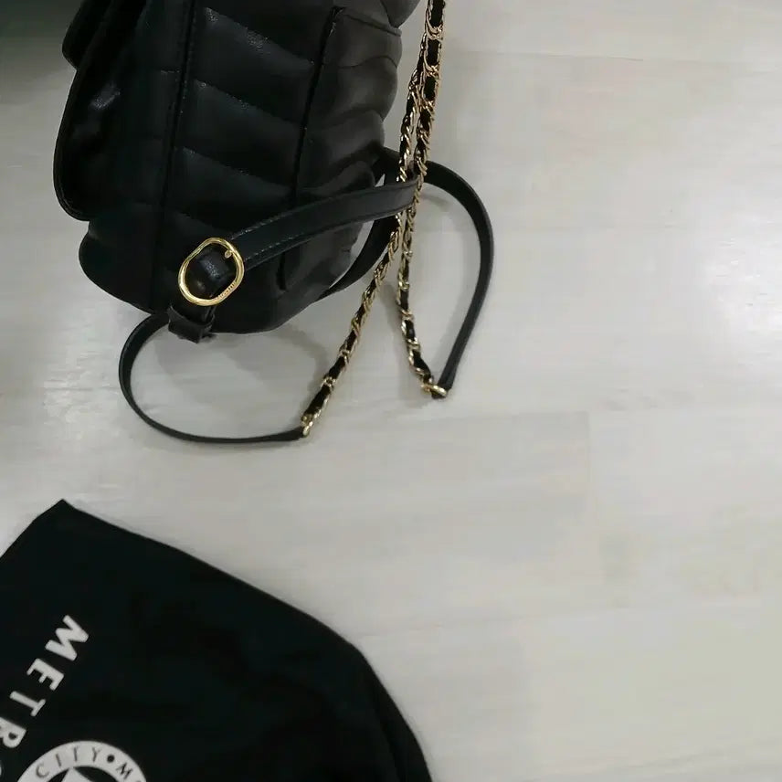 [BUNJANG] Metro City Leather Quilted Backpack / 메트로시티 소가죽퀼팅 백팩  정품