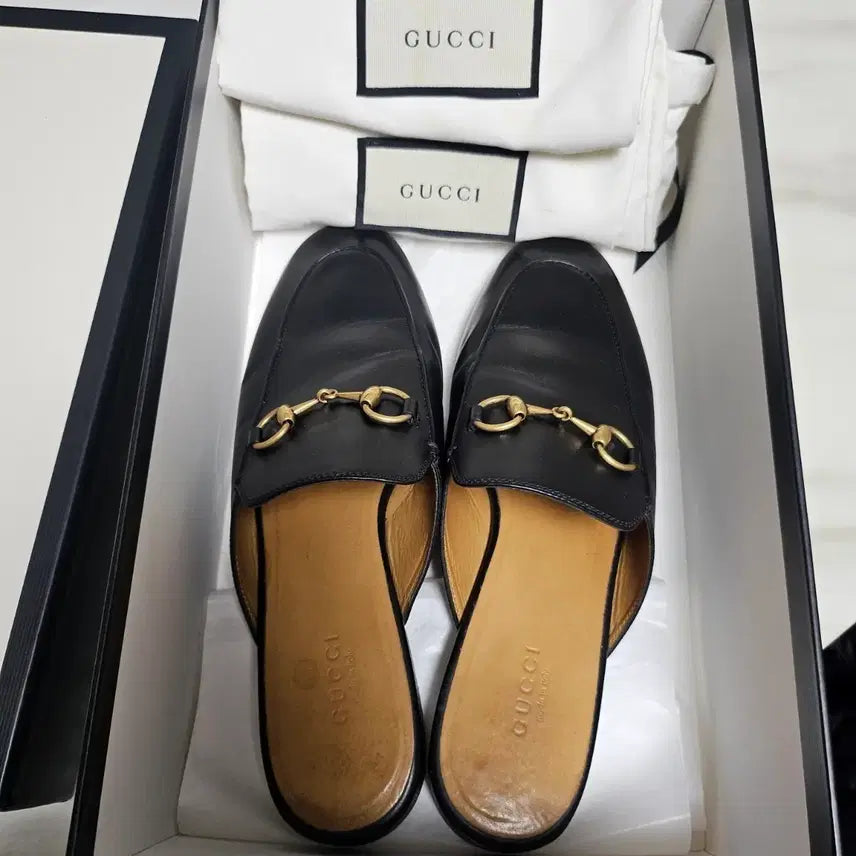 [BUNJANG] Gucci Horsebit Mule Black Leather Slippers / [정품 풀박/택포]구찌 홀스빗 뮬 블랙 230 (37)